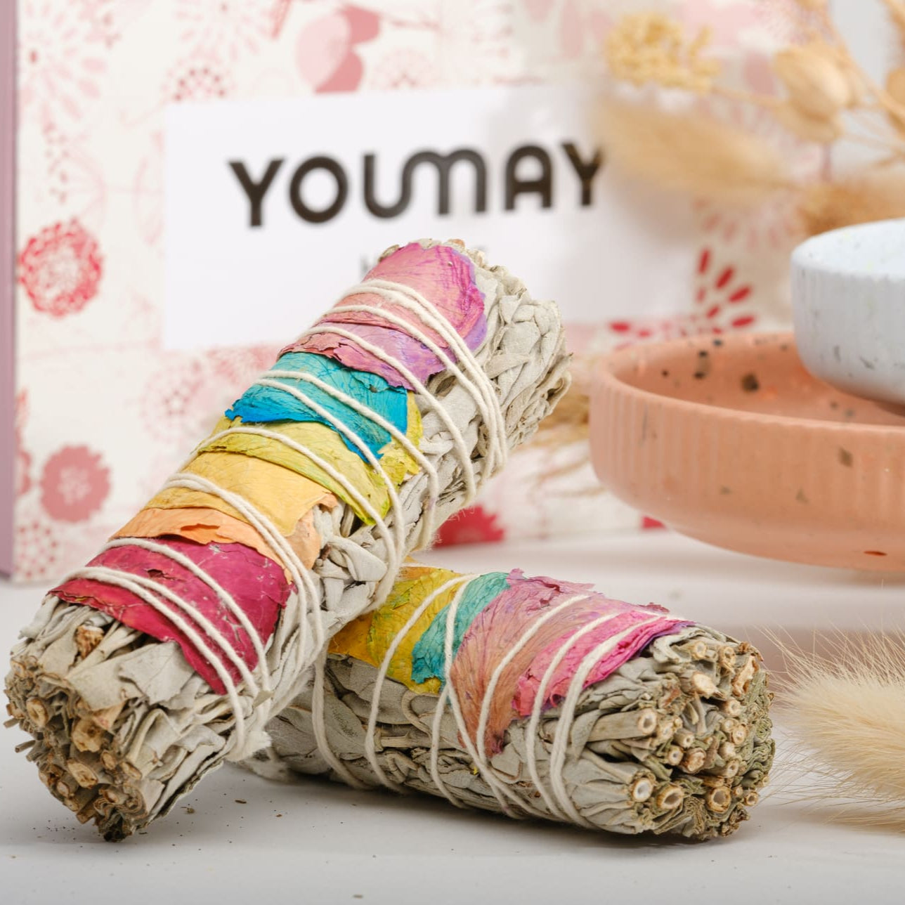 Fascio di Salvia Bianca con Petali di Rosa ai 7 Chakra