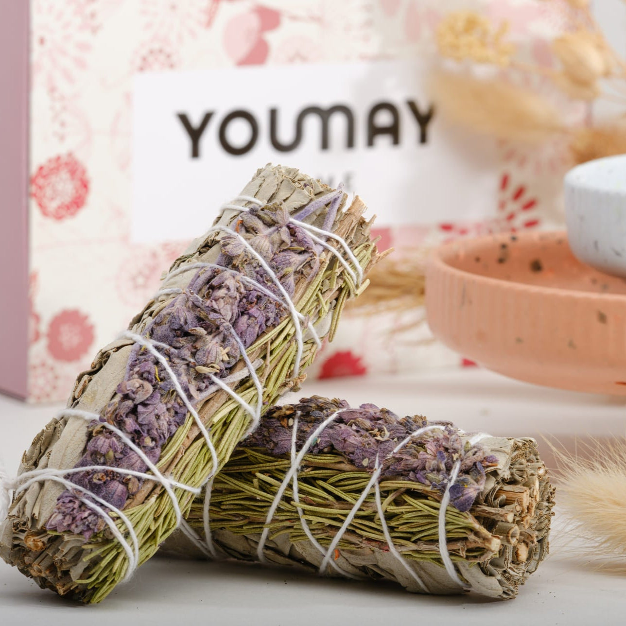 Fascio di Salvia Bianca con Lavanda e Rosmarino – Energia che Rilassa 